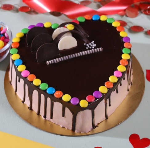 🎂 Heart-Shaped Chocolate Gems Cake